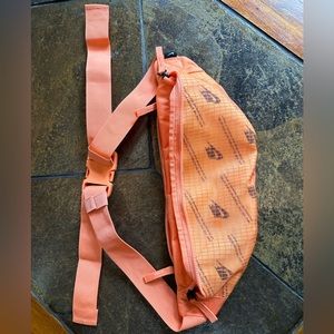 Nike waist bag! Never been used! Brand new!